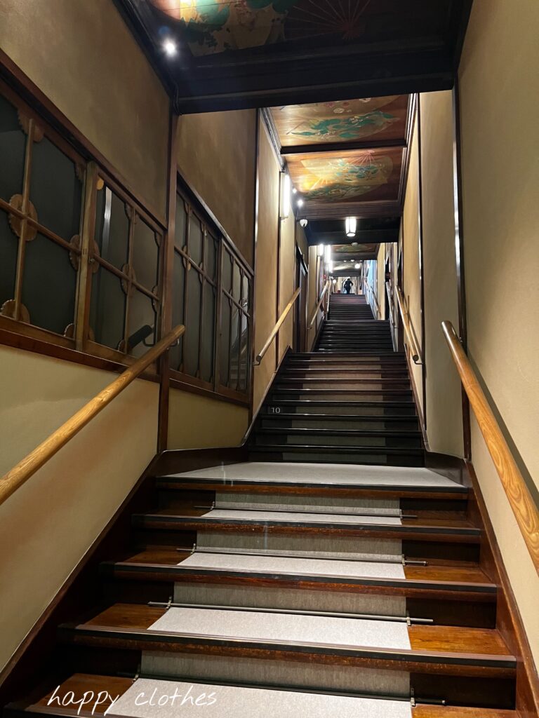 ホテル雅叙園東京の百段階段